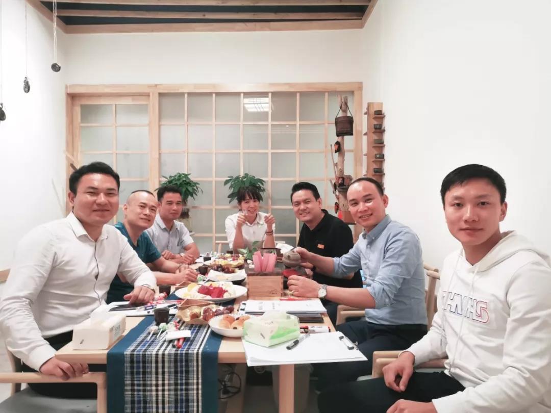 工程、材料中心管理層“裸心會”丨茶短情長，一場來自心靈的對話！